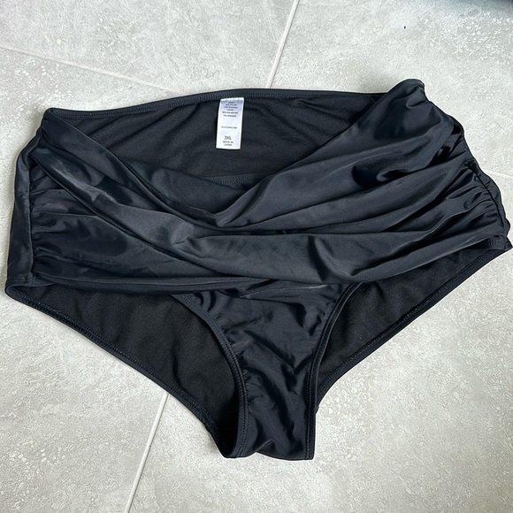 High waist full coverage criss cross front bikini bottoms - Picture 1 of 2